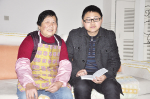 一雙手撐起一個家——61歲的蔡玉蘭當了10年家政工，服務了上千戶家庭