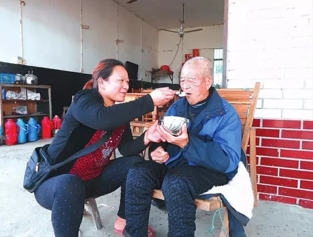 多地又來一個新假日：孝老假，休這個假有啥條件？