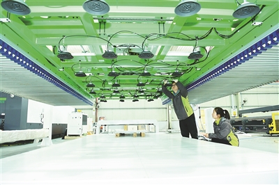 智能激光裝備搶占國外市場(chǎng)