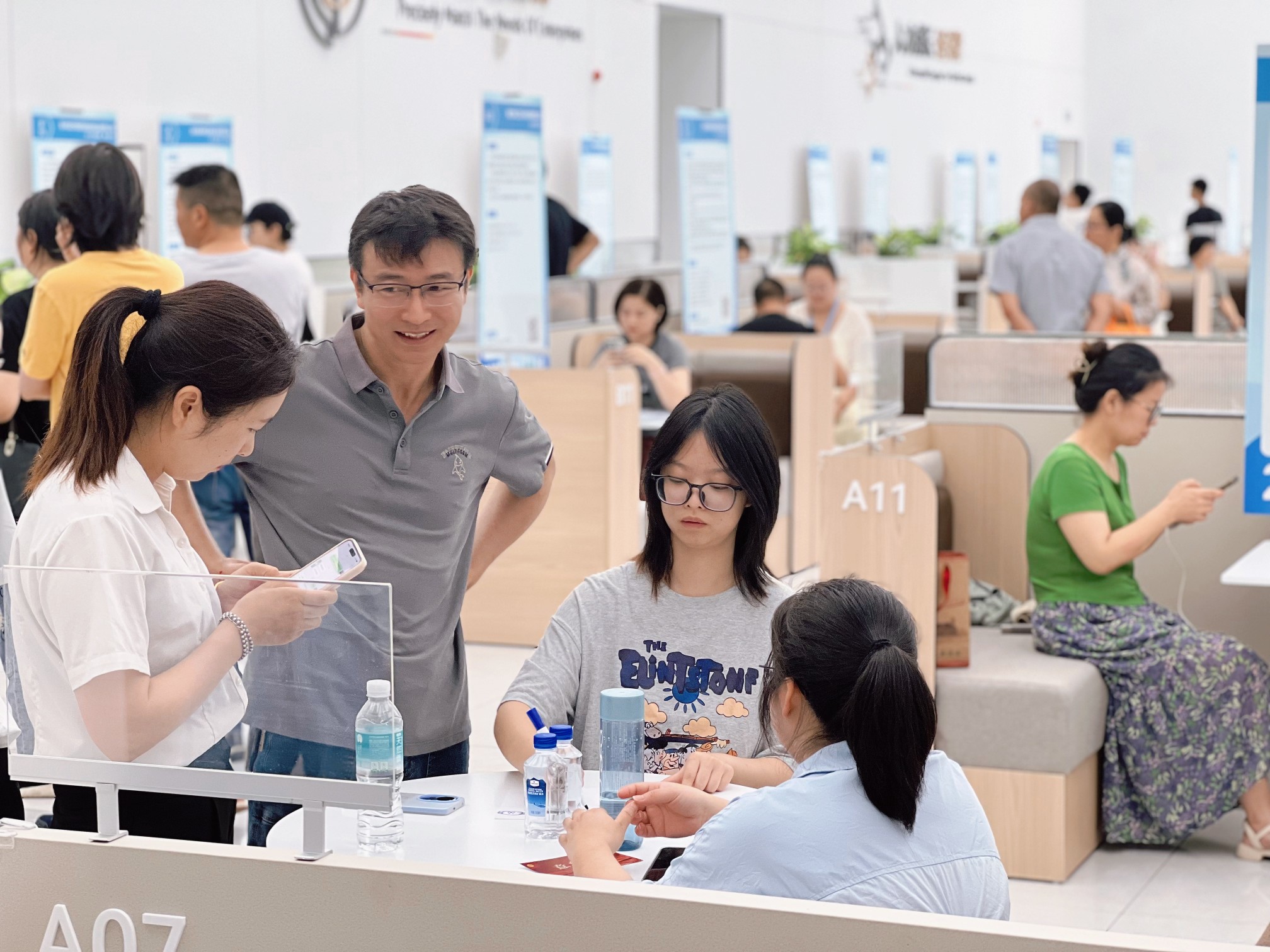 太倉2025夏季招聘會火熱啟航——盛夏熱浪難擋逐夢心